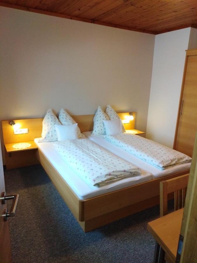 Ferienhaus Regina Верфенвенг Екстериор снимка