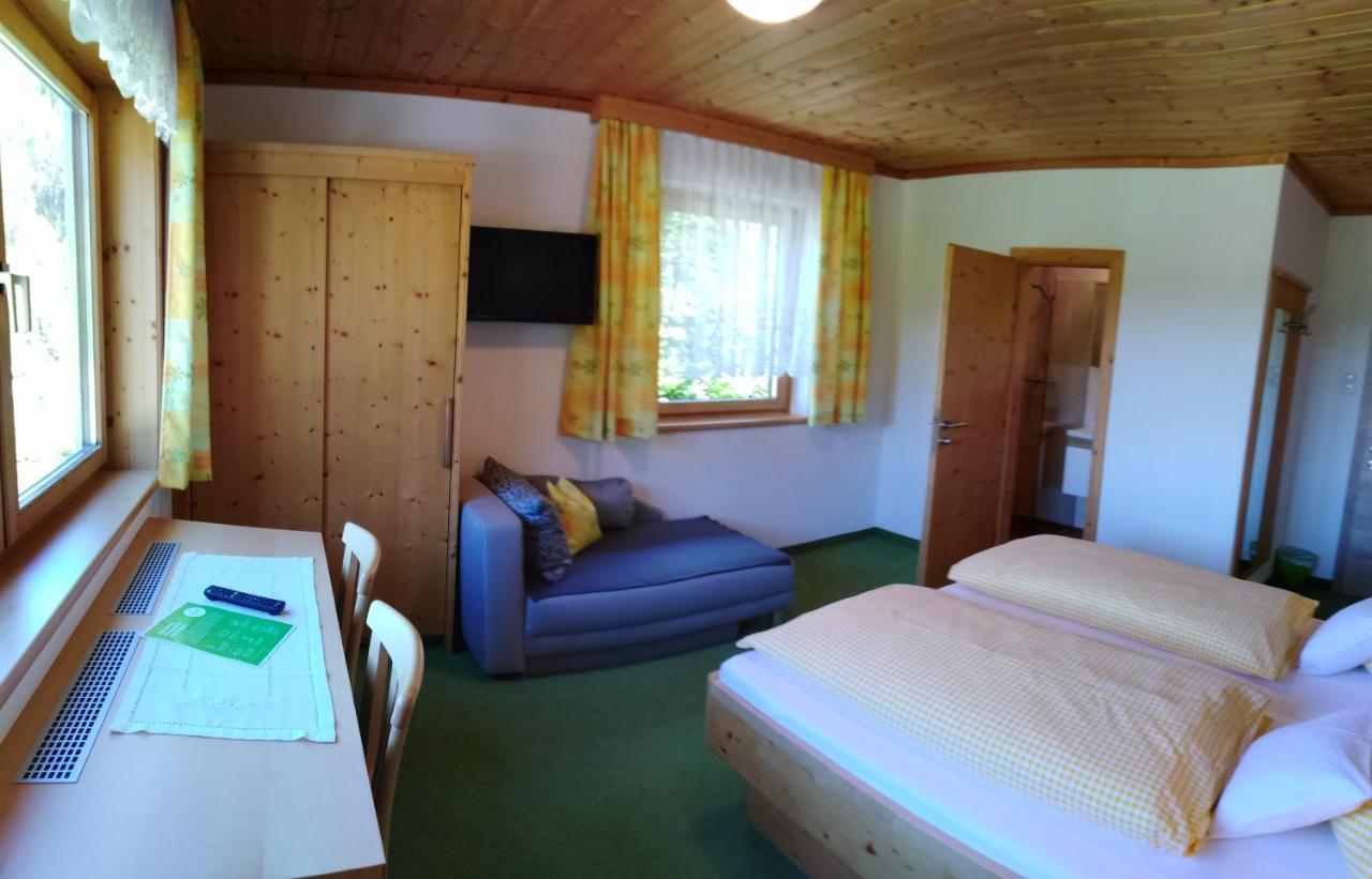 Ferienhaus Regina Верфенвенг Екстериор снимка